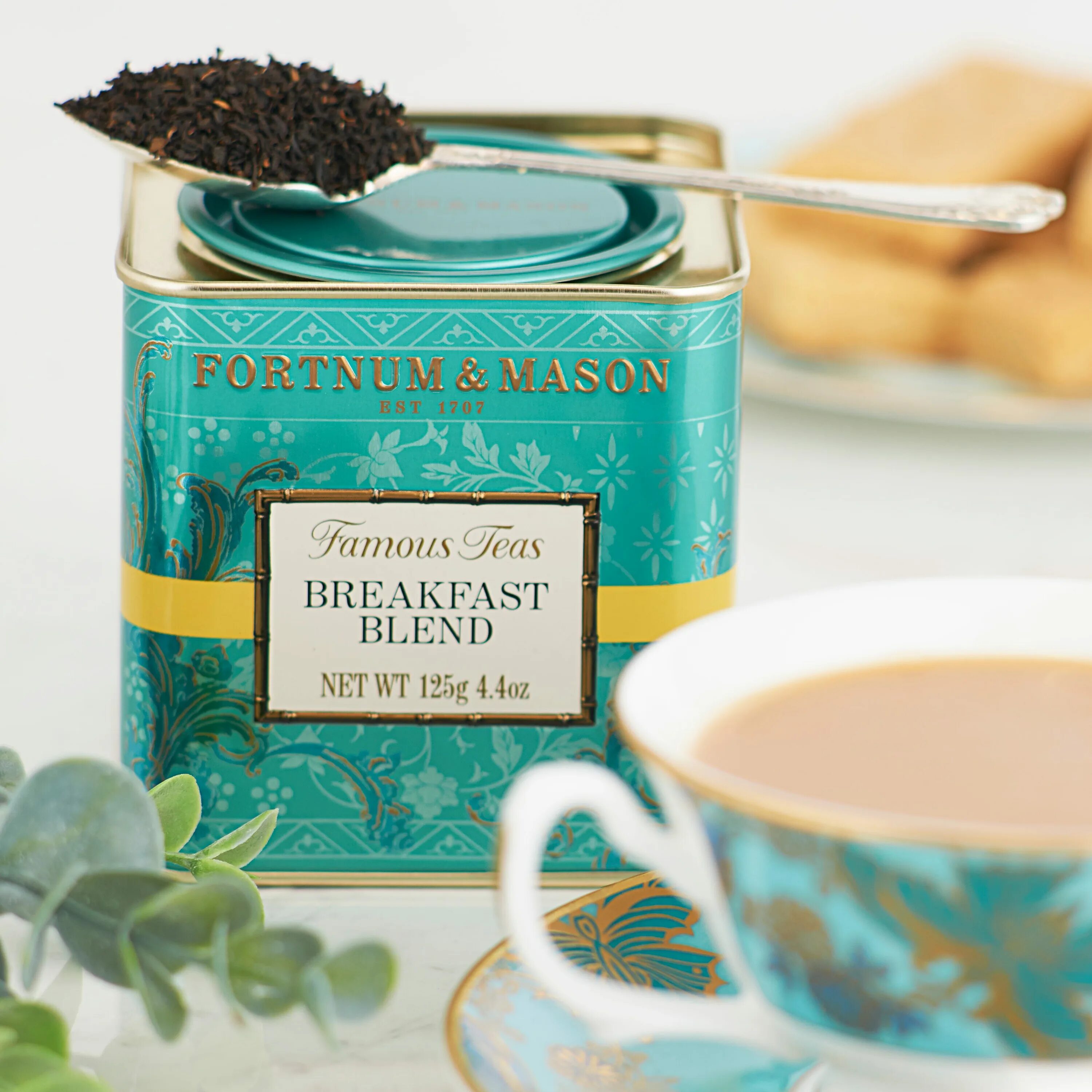 Чай mason. Фортнум энд мейсон лондон. fortnum and mason чай. lapsang souchong fortnum mason. фортун мейсон магазин лондон.