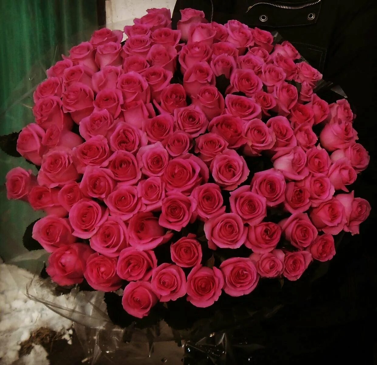 Крупные розы букет. Огромный букет. Букет роз. Шикарный букет роз. Букет роз огромный.