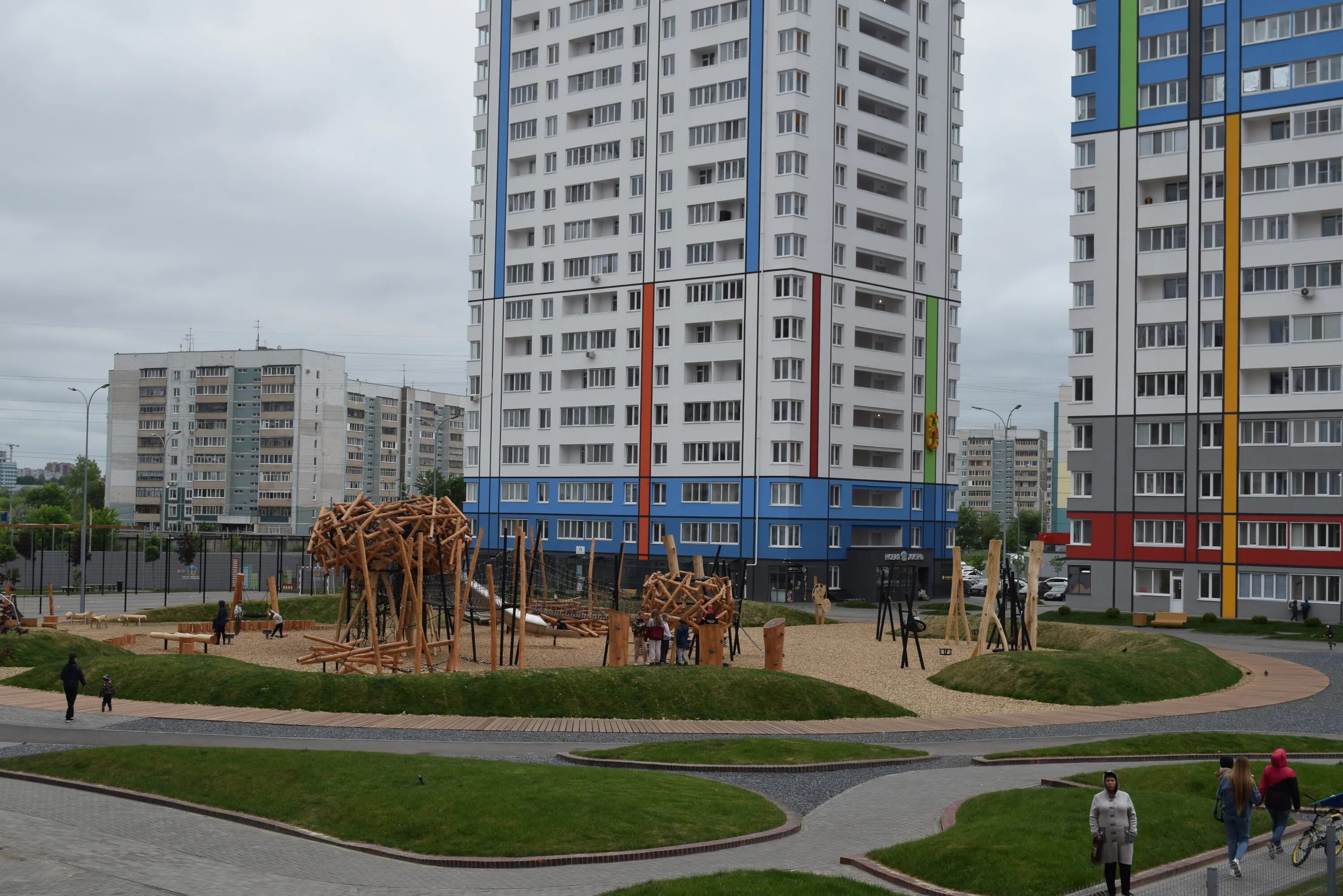 Ул новая жизнь. Мкрн. новая жизнь ульяновск. микрорайон новая жизнь ульяновск. ульяновск новая жизнь засвияжский. микрорайон новая жизнь ульяновск новый город.