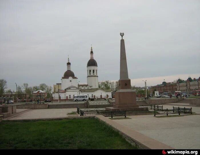 Площадь коростелева канск. Город канск площадь. памятник коростелеву в канске. соборная площадь канск.