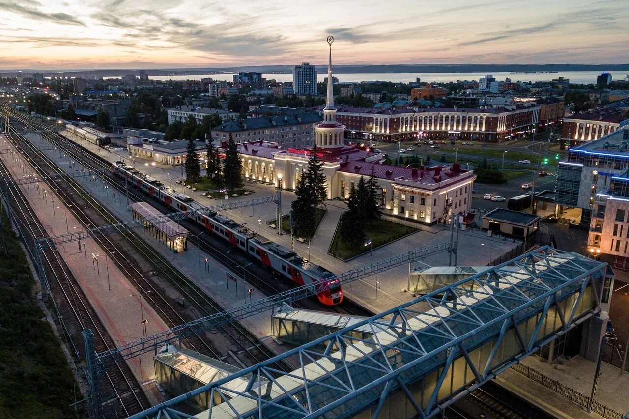 Вокзал Петрозаводск 2022. Станция РЖД Петрозаводск. Орел Петрозаводск. Петрозаводск фото. Ржд петрозаводск телефон