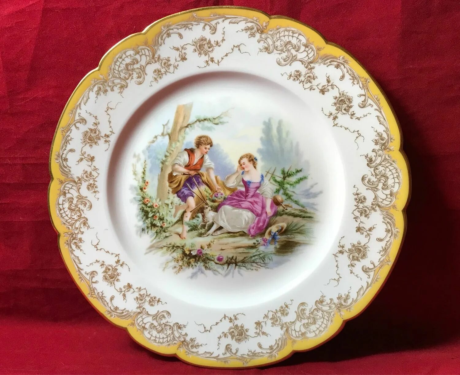 Дельта фарфор. Камелия лебединская лфз. Фарфор 5. Сувенир "зайка серый", фарфор, 5 см 7855506. Художественная керамика 5 класс изо.