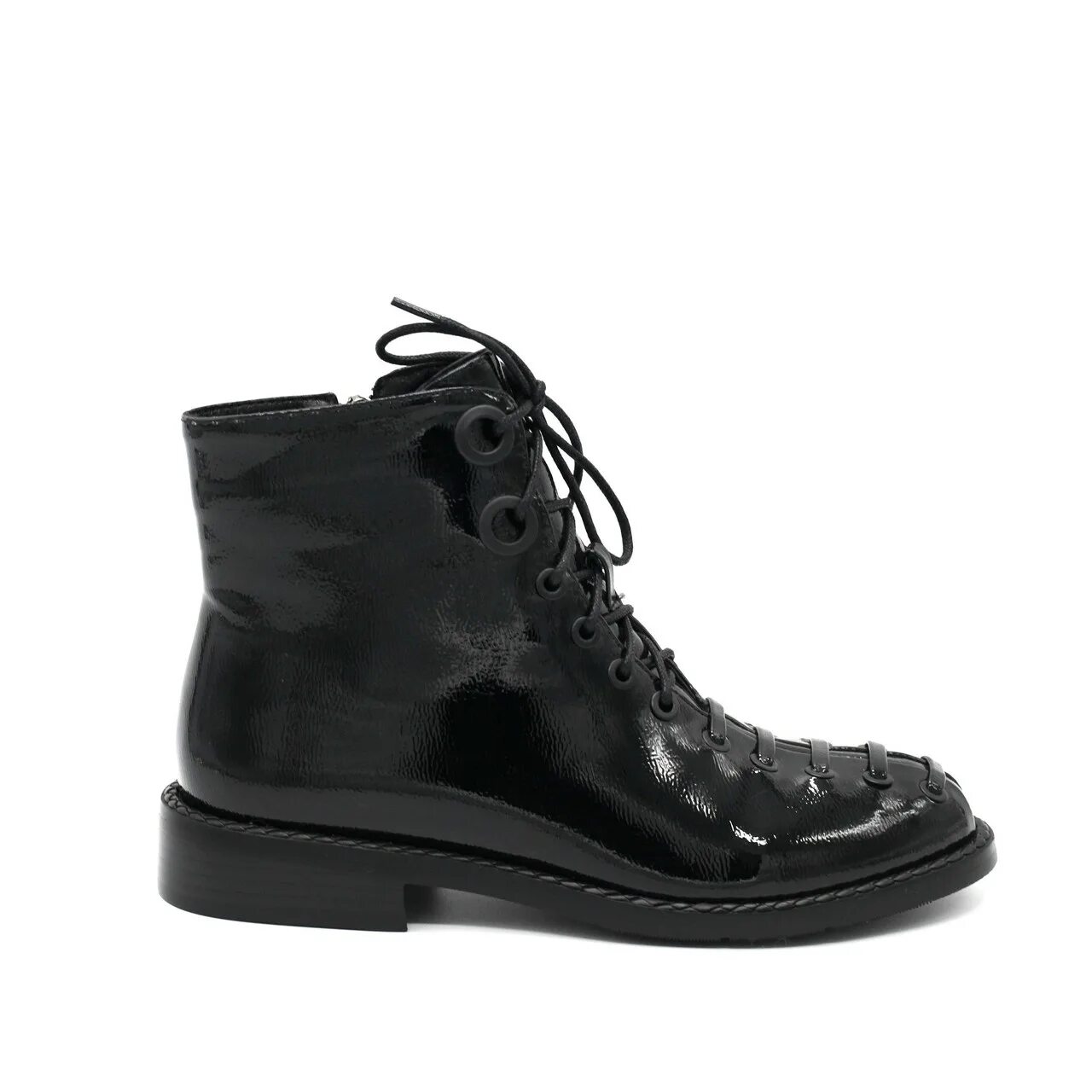 Лаура потти фабрика нестандартных размеров обуви зима берцы. Джанита финская обувь интернет магазин. Джанита финская обувь. Bai bot. Ботинки лаковые женские на шнуровке рикер.