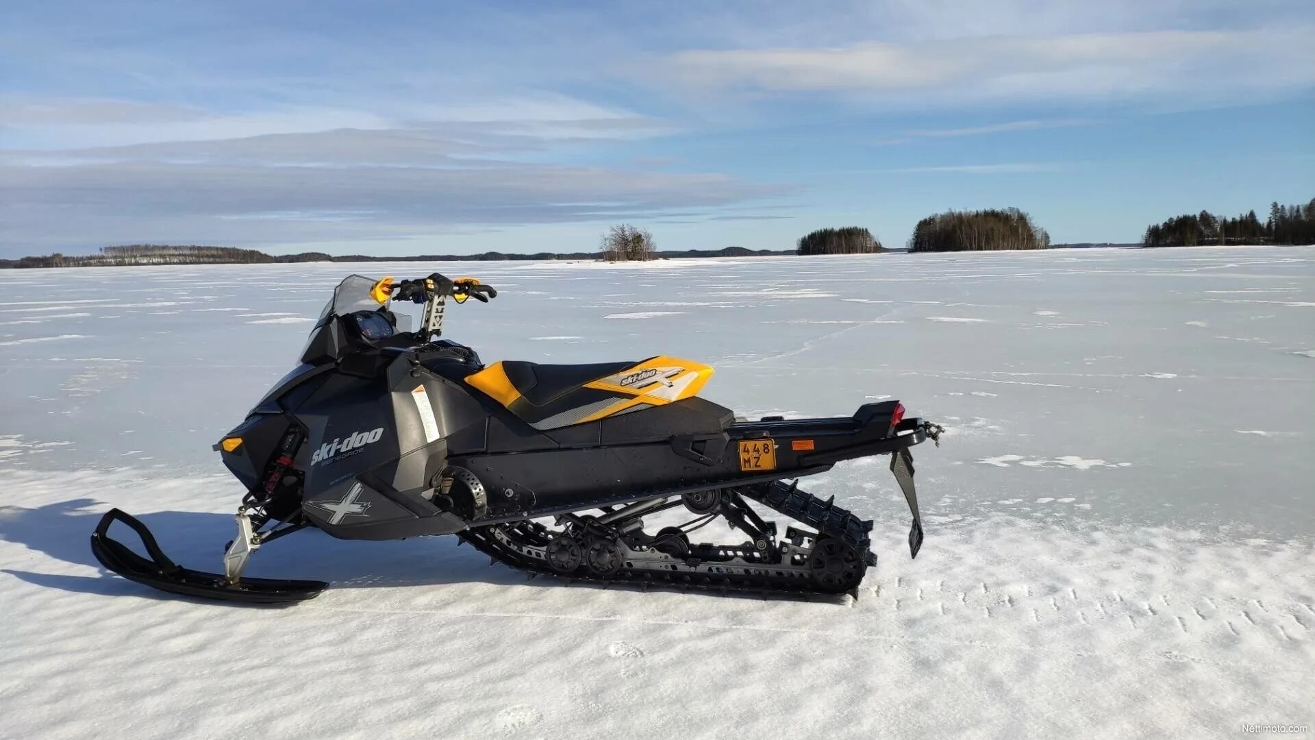 BRP Ski Doo 800r. BRP Ski Doo Renegade 800. BRP MXZ 800. Снегоход BRP Renegade 800.