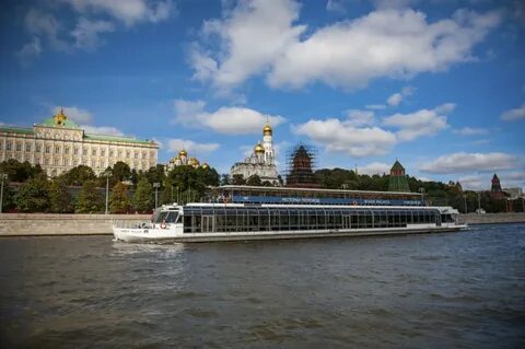 Прогулки по москве реке ривер палас