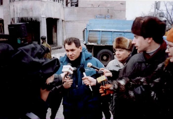 ГУВД Самарской области пожар. Пожар в ГУВД Самарской области 1999. Пожар в Самарском ГУВД 1999. Февраль 1999 года Самара здание ГУВД. Открытия 1999 года