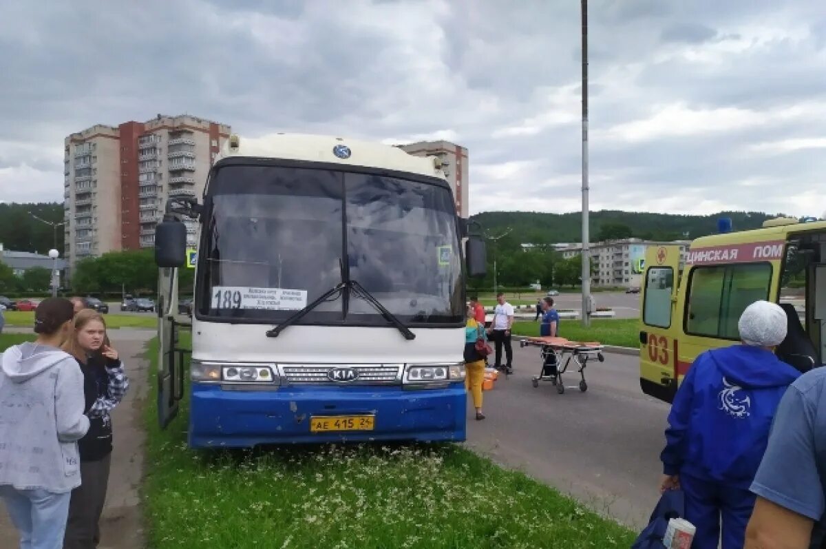 Г железногорск красноярский край автобус. Автобус. Автобус общественный транспорт. ДТП Железногорск Красноярский край.