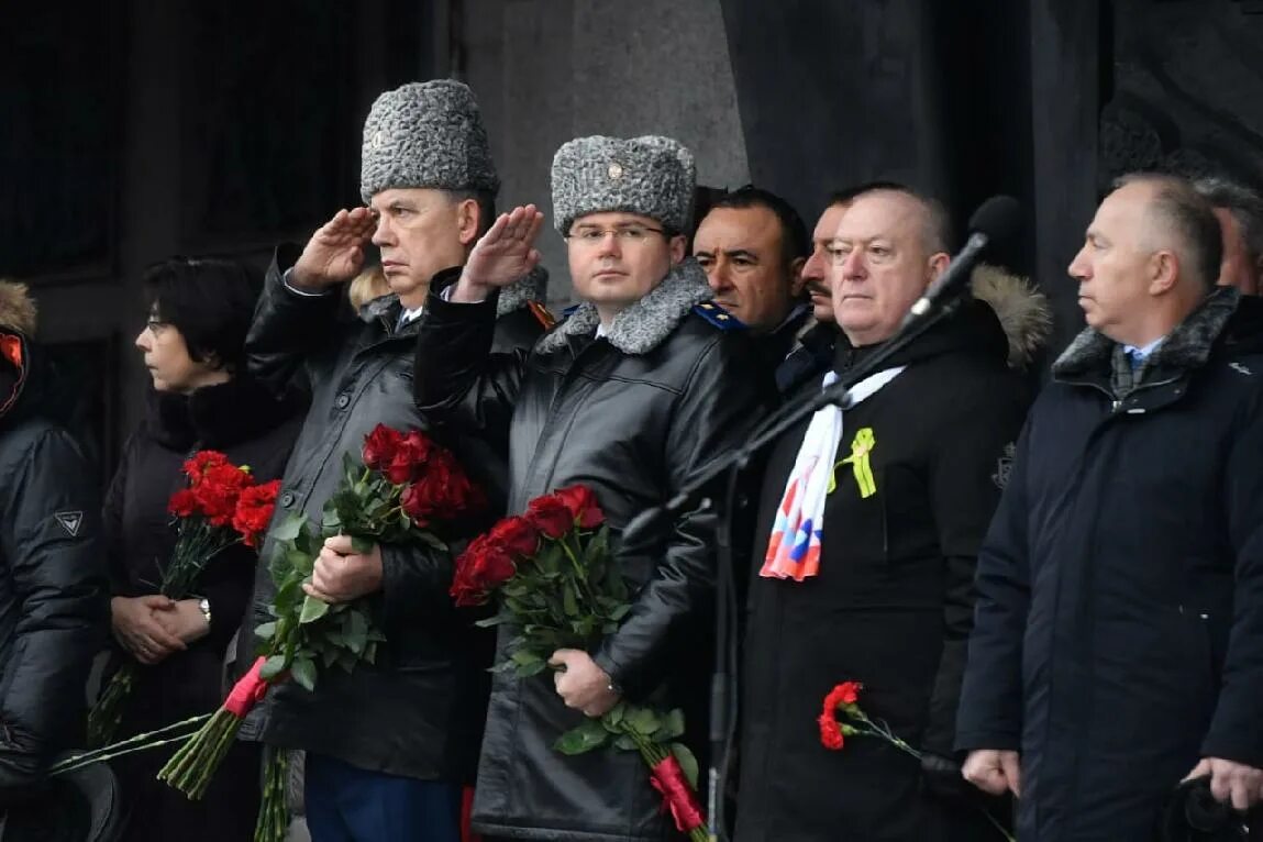В местах всеобщего