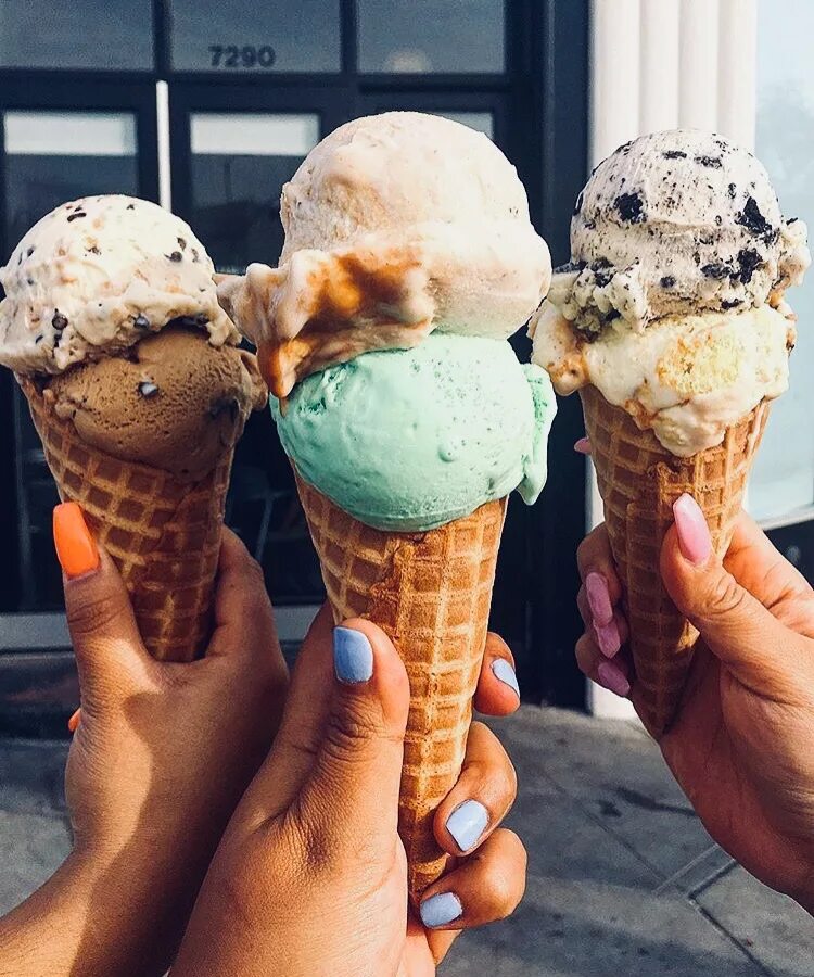 Пол мороженого. Крем Ice Cream yummy. Мороженое лето. Эстетика мороженого. Очень красивое мороженое.