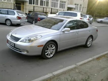 Лексус 2004 года