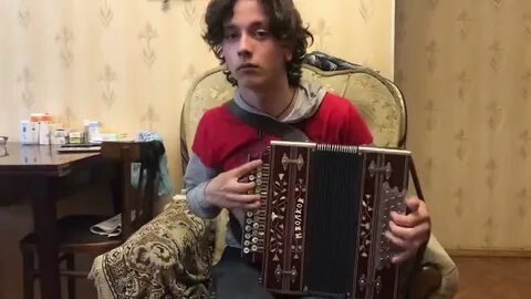 Гармонист хватков