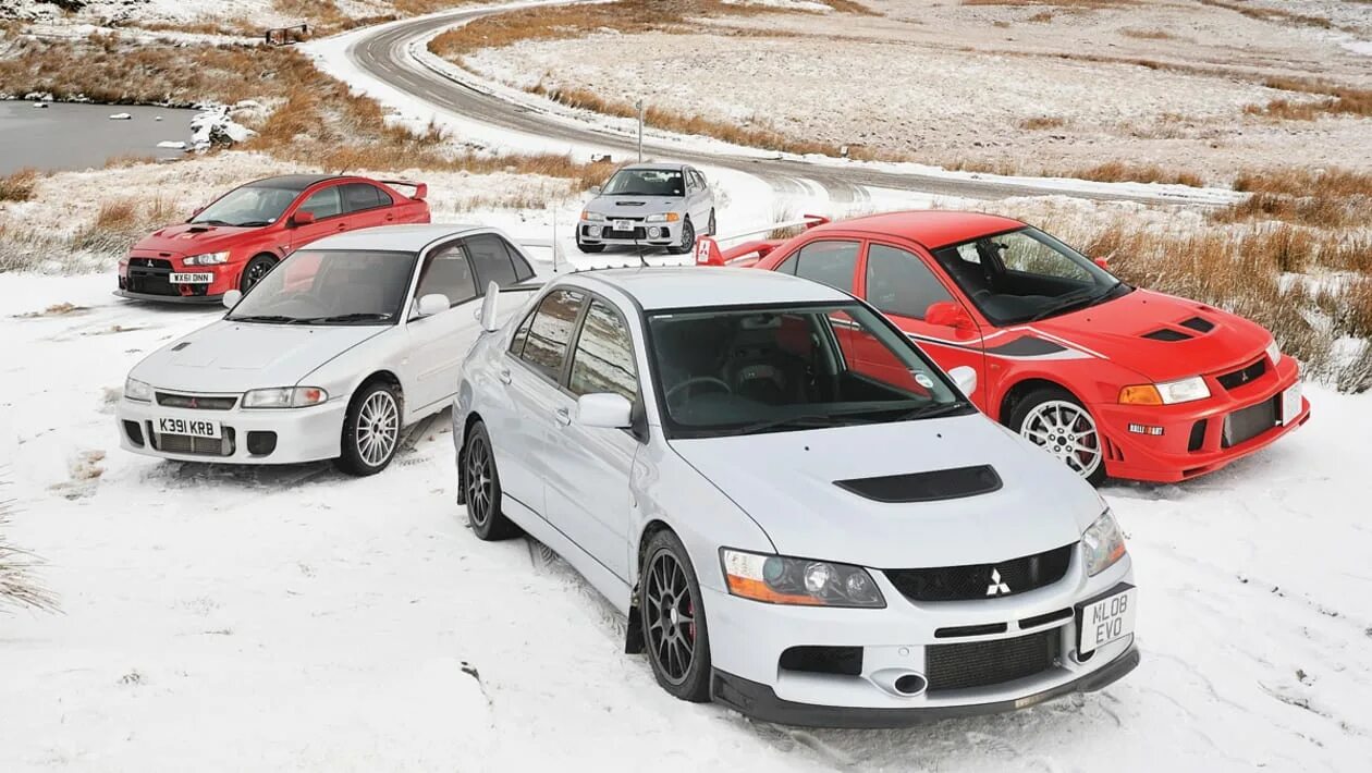 Эво тест. Mitsubishi evolution поколения. лансер эволюшн поколения. mitsubishi lancer evolution поколения. митсубиси эво 1.