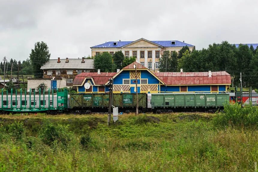 Станция чусовская пермский край. Поезд кузино лысьва. Тепловоз боинг. Лысьва кын поезд. Кузино екатеринбург.