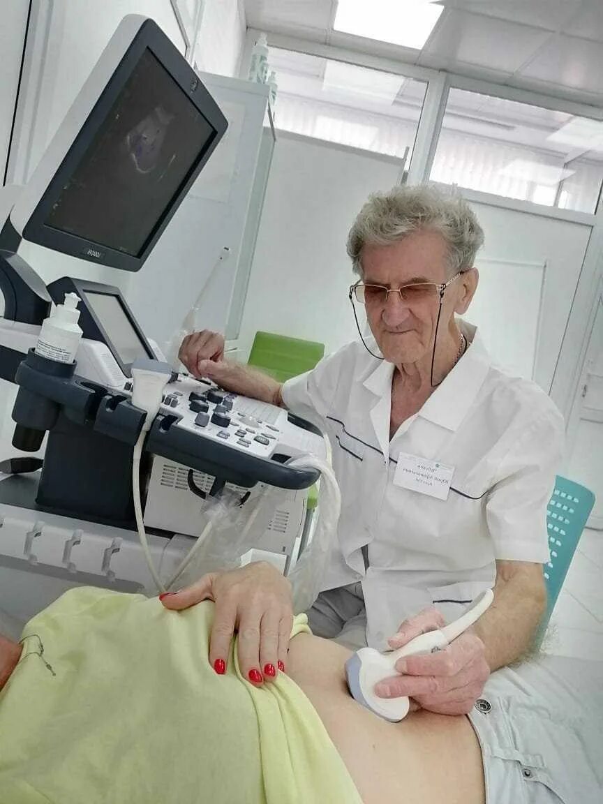 Пять врачей адлер. Процедурный кабинет. Клиника мать и дитя юго-западная. Пять врачей ул кирова 117. Сочинский медицинский центр веселое.