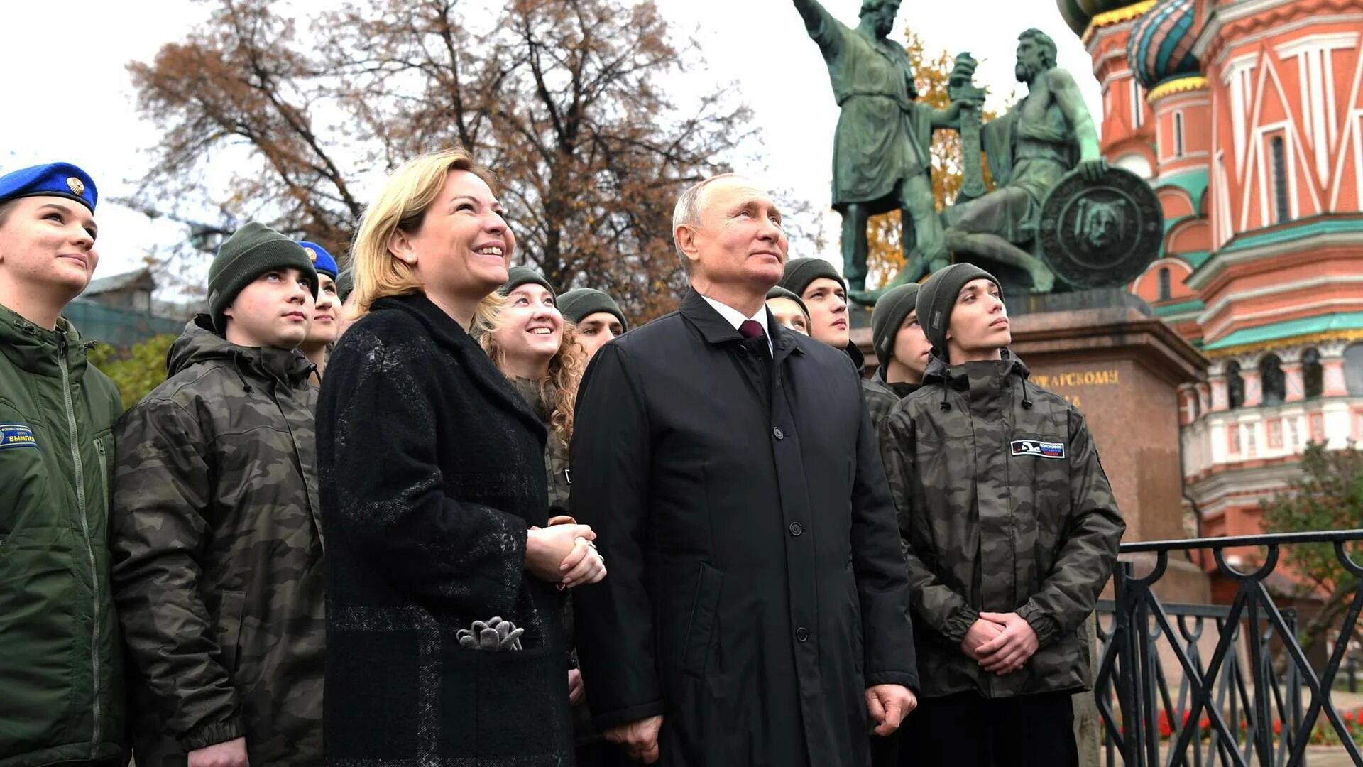 4 Ноября 2020 возложение цветов к памятнику Минину и Пожарскому. 21 ноября 2012