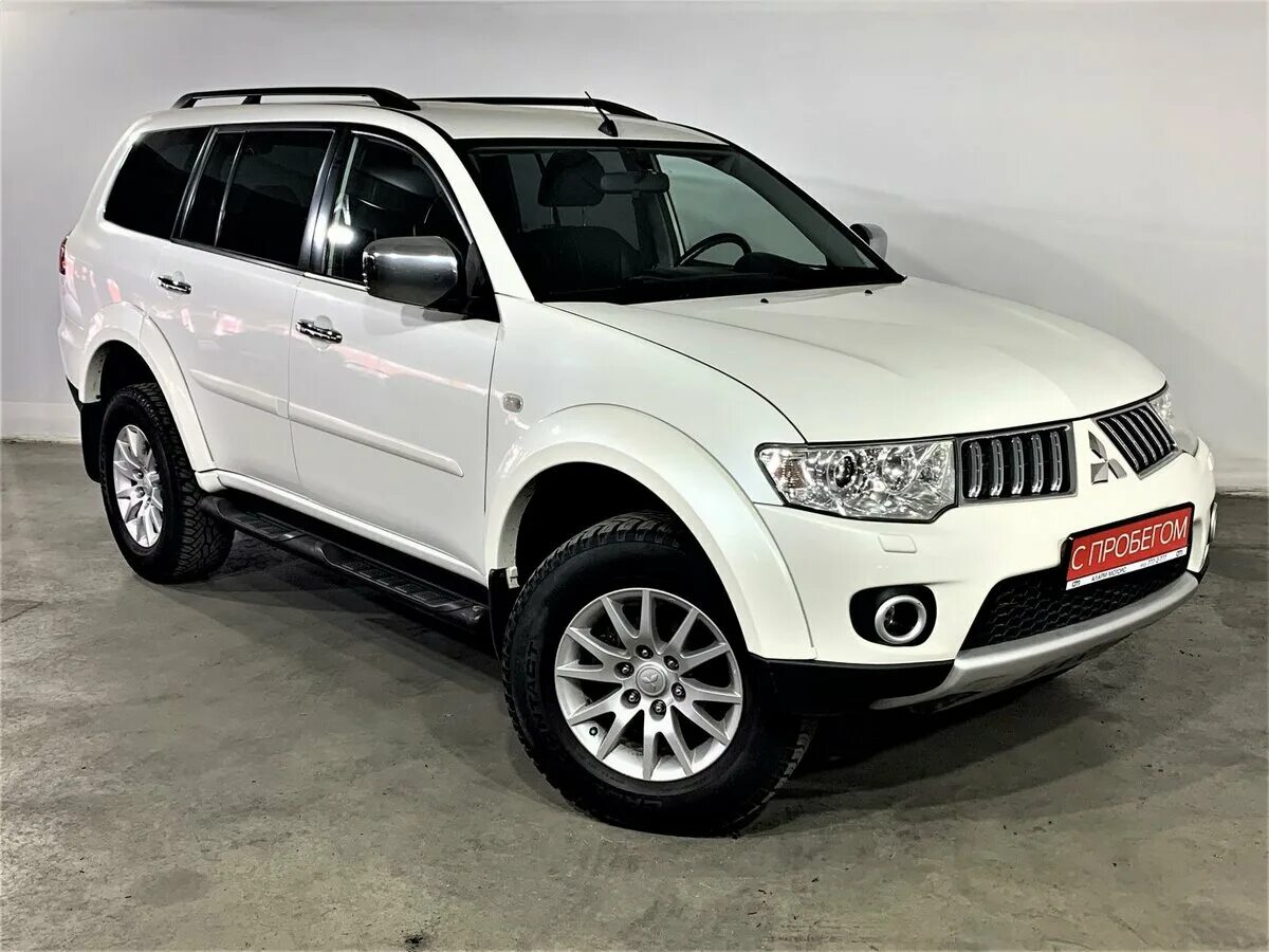 Мицубиси с пробегом дизель. Mitsubishi Pajero Sport 2012. Паджеро спорт 2.5 дизель. Паджеро спорт 2 2012. Мицубиси Pajero Sport 2.5.