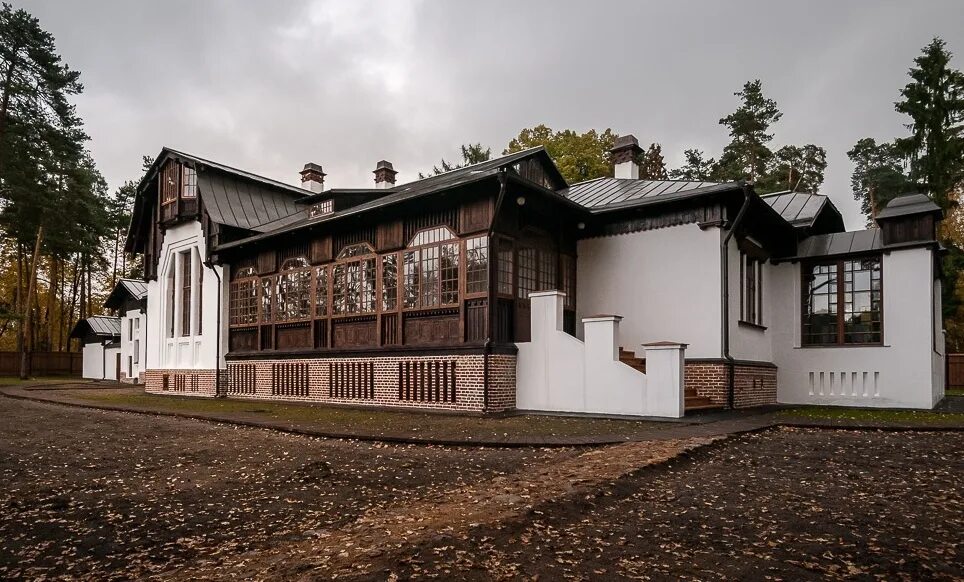 Фото дом ногинск. Дом музей арсения морозова ногинск. усадьба глухово в ногинске. ногинск усадьба морозова в глухово. арсений морозов усадьба ногинск.
