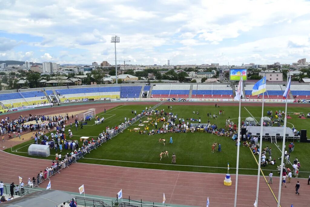 тренажерный зал улан-удэ атлет центральный стадион. кирова 1 улан удэ. центральный стадион бурятии. центральный стадион республики бурятия. кэпитал молл улан-удэ магазины.