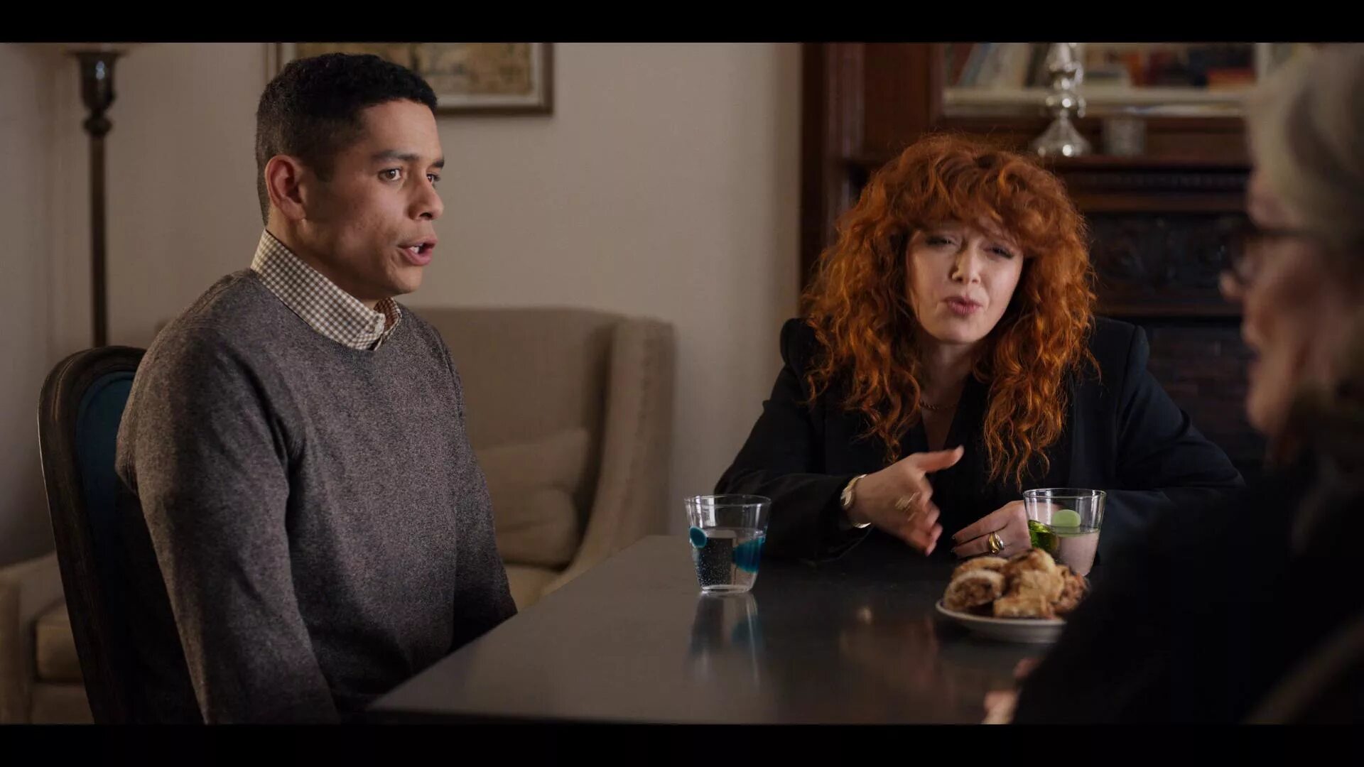 Natasha lyonne russian doll. Russian doll 1. Russian doll 1. Russian doll 1. Наташа лионн russian doll.