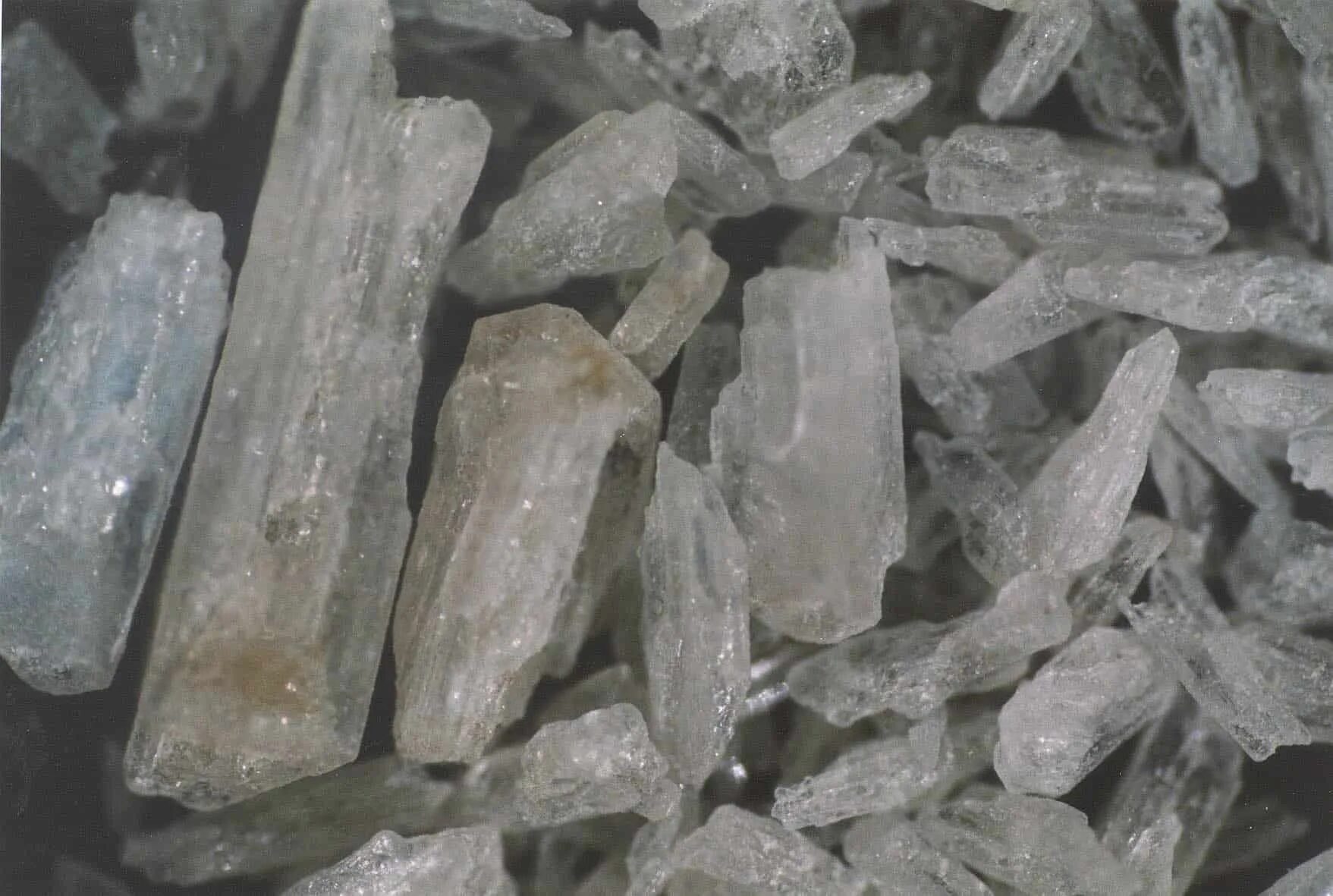Meth. Метамфетамин. crystal meth. метамфетамин рейд. large crystal meth.