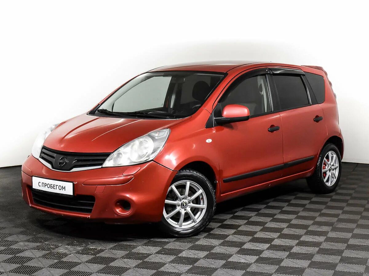 Ниссан ноут 2009 красный. Nissan note 1. Nissan note 2009. Nissan note e11 1. Nissan note e11 рестайлинг.