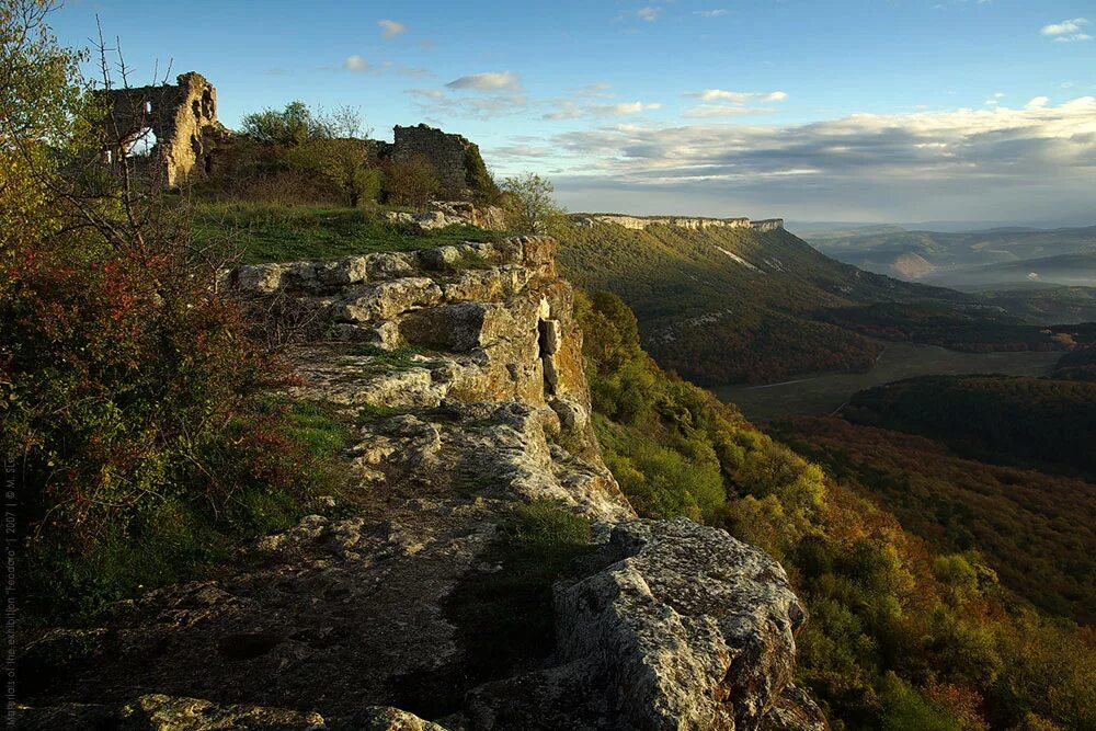 Мыс плато. Плато мангуп. плато мангуп в крыму. мангуп-кале в крыму. бахчисарай гора мангуп.