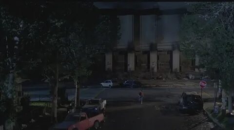 Черный двор сцена