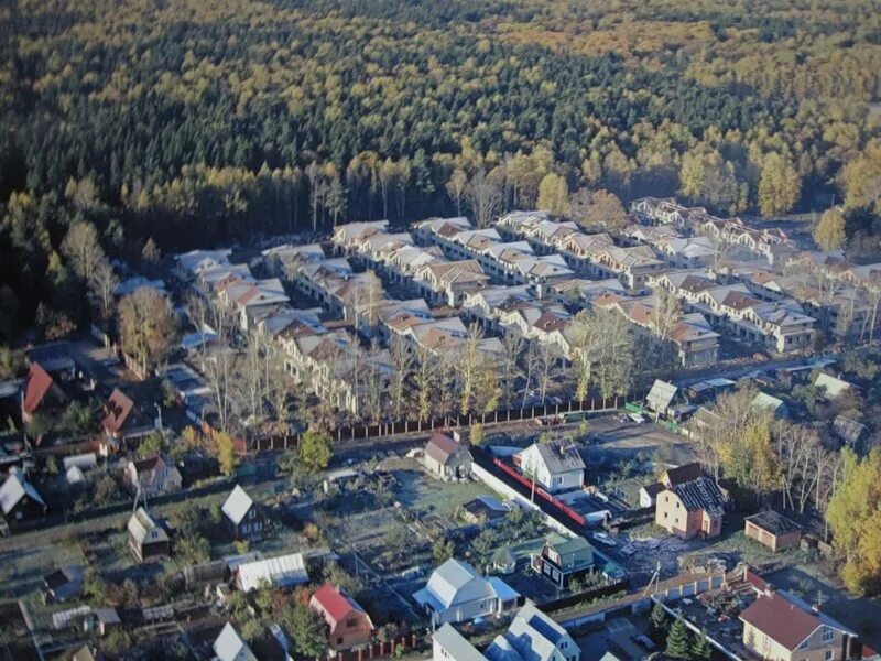 Поселок лесной телефон. Лесной городок поселок. Лесной городок Одинцовский район. Резиденция Лесной городок. Поселок Лесной Московская область.