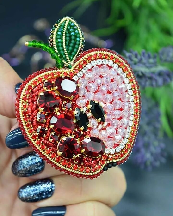 Брошь. Набор для создания броши из бисера. Набор для создания броши из бисера. Набор для создания броши из бисера. Оригинальные броши из бисера.