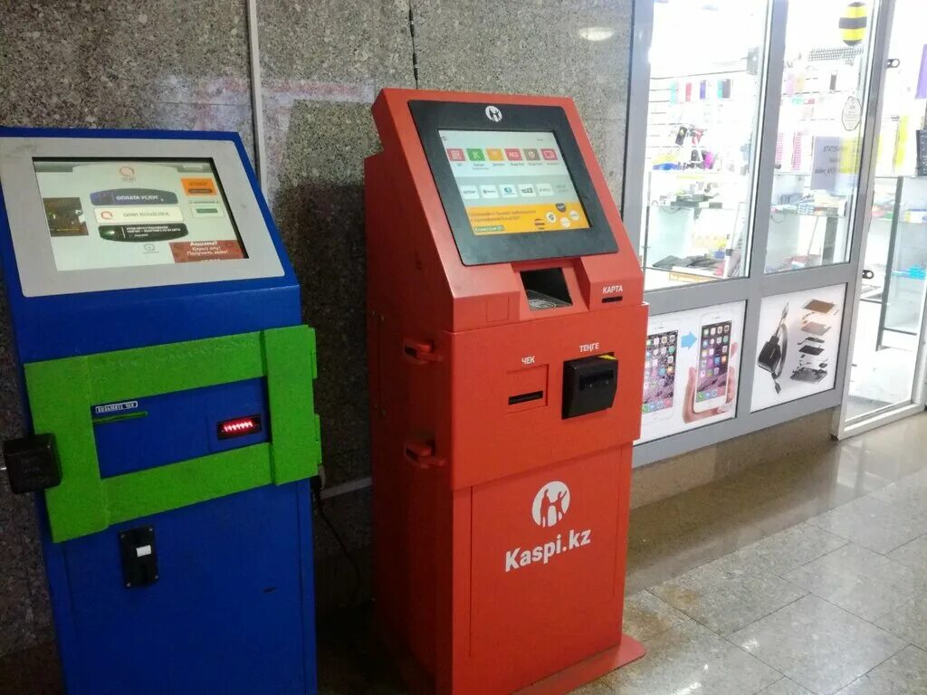 терминал каспи банка с qr. терминалы алматы. платежный терминал уличный наземный. киви казахстан. терминал евразийский банк.