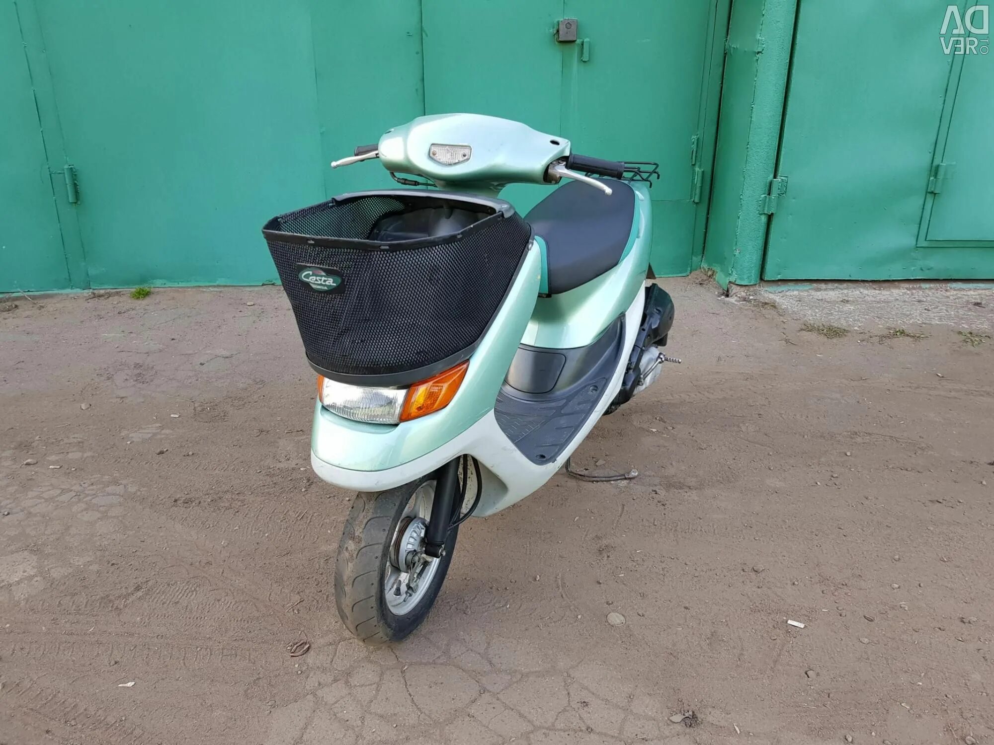 Honda Dio 34 зеленая. Honda Dio af 34 с корзиной. Honda Dio 34 с корзинкой. Хонда дио АФ 34 С корзиной. Скутер honda 34