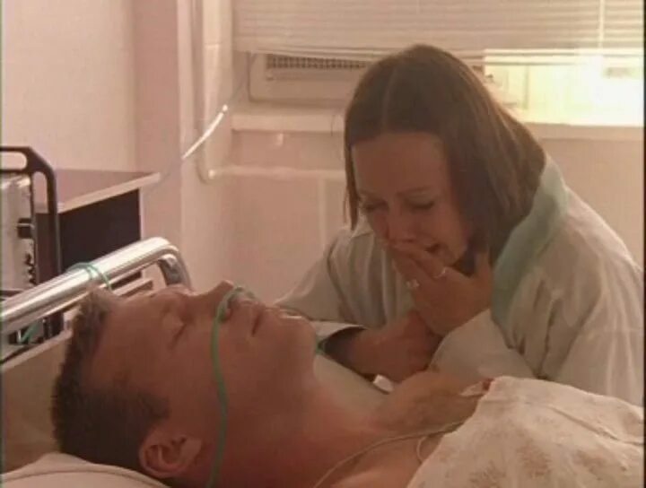 Ирина апексимова день рождения буржуя. Ирина апексимова день рождения буржуя. Валерий николаев в фильме день рождения буржуя. Валерий николаев буржуй сериал. День рождения буржуя сериал 1 сезон.