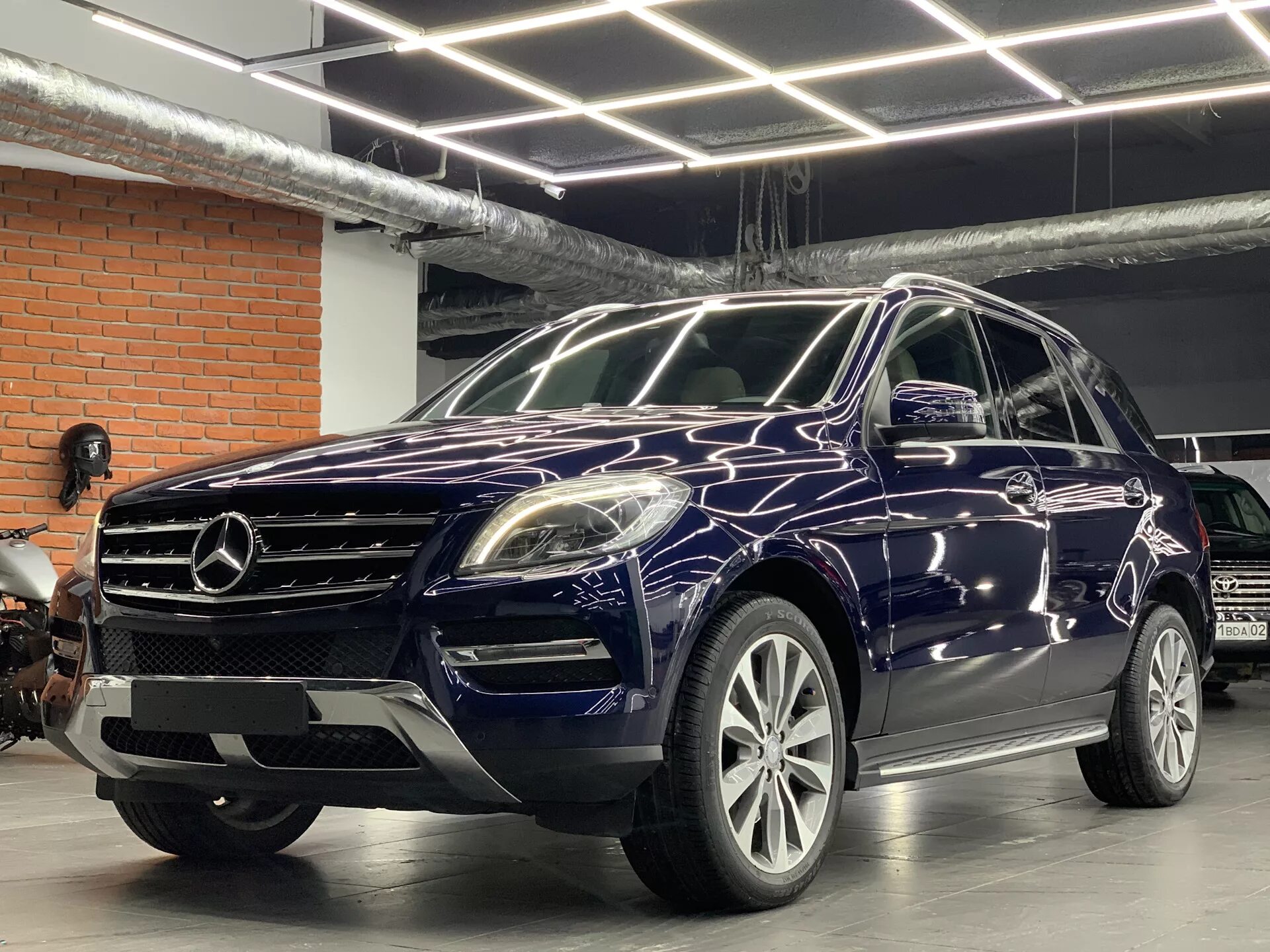 Мерс россия купить. Mercedes Benz ml 350 2021. Мерседес Бенц ml 2021. Мерседес мл 350 новый. Мерседес ml350 2022.