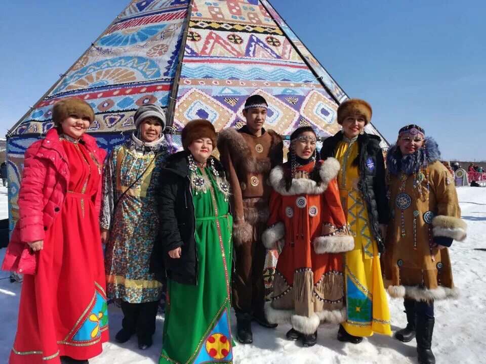 Народы проживающие в западной сибири. Шорцы народ Кузбасса. Шорцы алтайцы телеуты. Шорцы коренные жители Кузбасса. Шорцы это алтайцы.