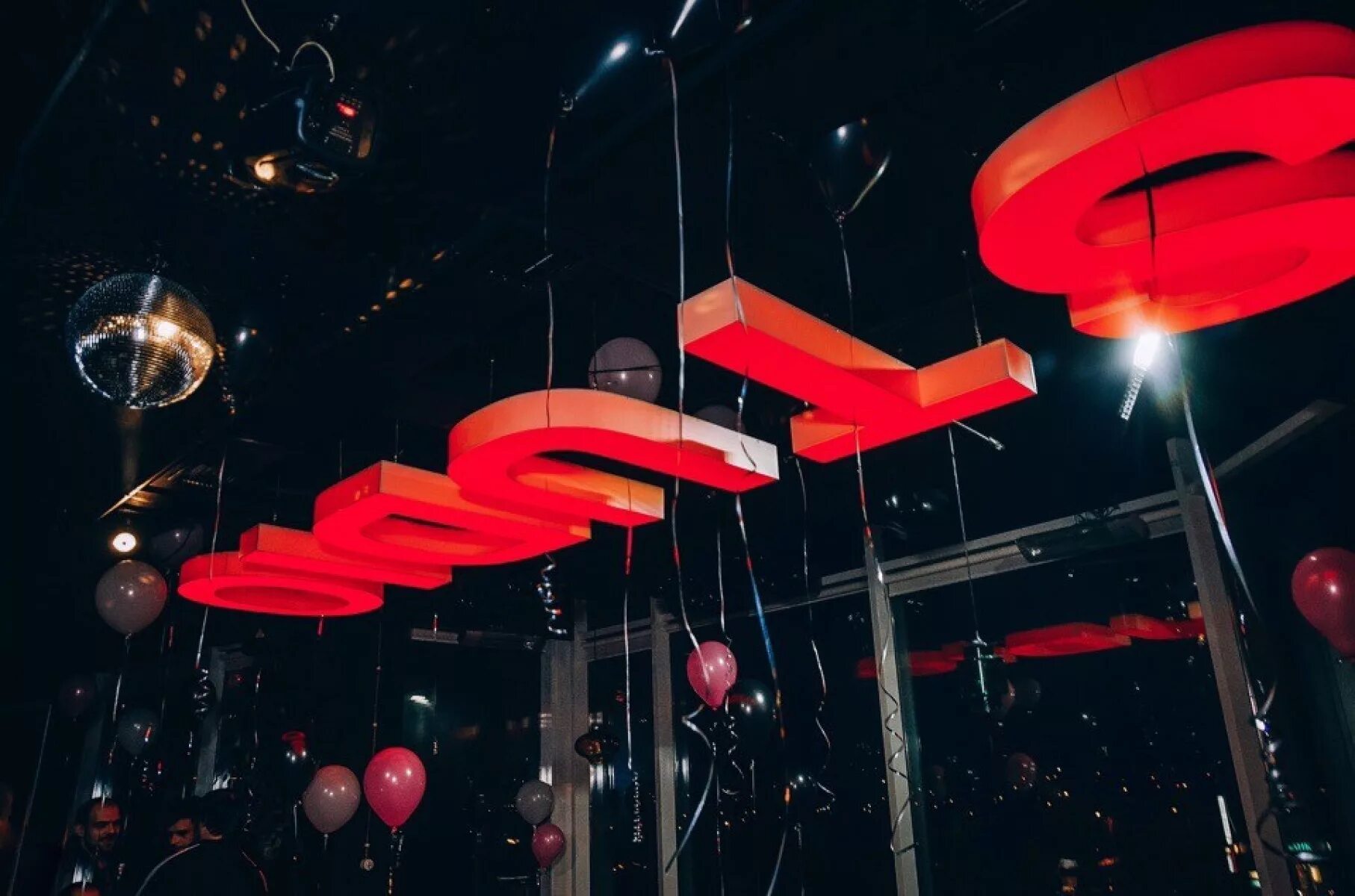 Бар горький барнаул. Студия приват плейс тамбов. Горьковская пивоварня бар нижний. Бар уинстон барнаул. Барнаул луговая 3 бар горький.