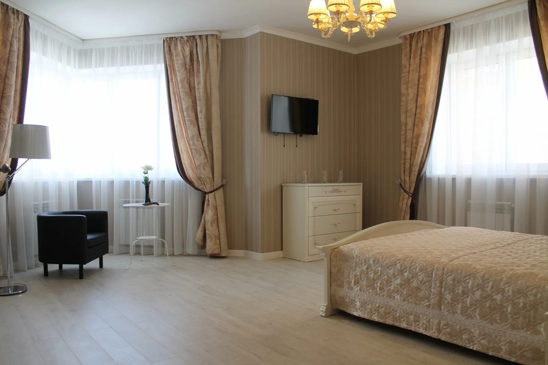 суточная квартира в тюмени. суточная квартира в тюмени. суточная квартира в тюмени. тюмень улица харьковская 27. стильная квартира в посуточно.