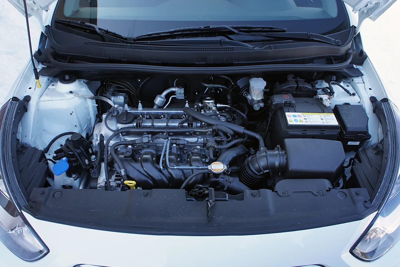 Хендай солярис 2011 двигатель. Двигатель Хендай акцент 1.6. Двигатель Hyundai Accent 1.6. Хендай акцент 2008 мотор. Двигатель Хундай акцент 2008.