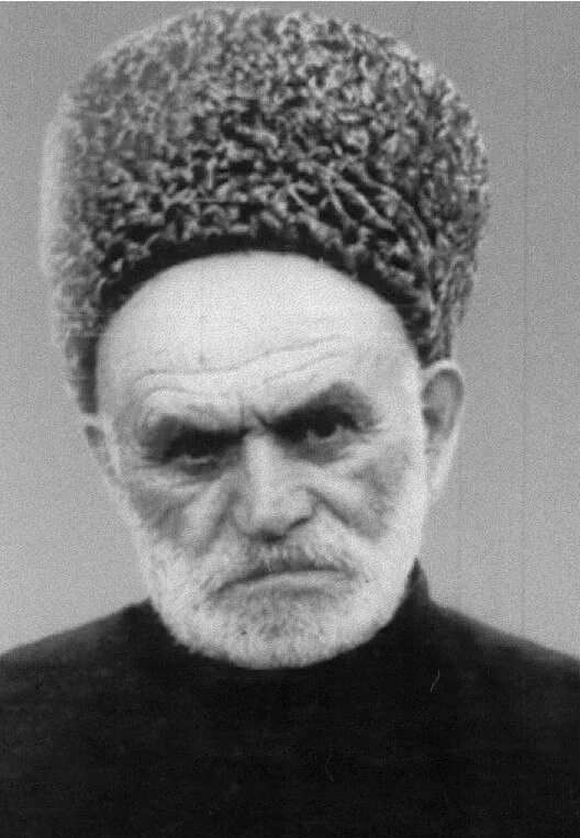 Кунта хаджи кишиев. Устаз хаджи. Устаз хаджи. Кунта-хаджи кишиева. Эвлия кунта хаджи.