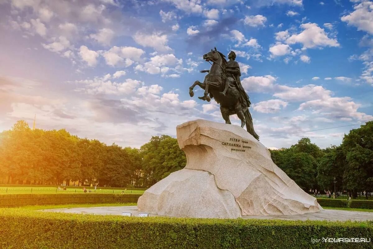 Спб памятник петру 1 медный всадник. Э. История создания поэмы медный всадник. Статуя петру 1 в петербурге медный всадник. Медный всадник, санкт-петербург, сенатская площадь.