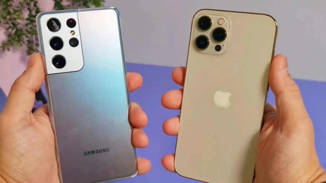 Что лучше iphone 12 pro. Galaxy s21 Ultra vs iphone 12 Pro Max. S21 Ultra iphone 12 Pro Max. Iphone 12 Pro Max vs Samsung s21 Ultra. Айфон 12 и Samsung Galaxy s21.