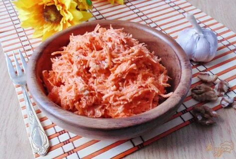 Морковь с чесноком в маринаде