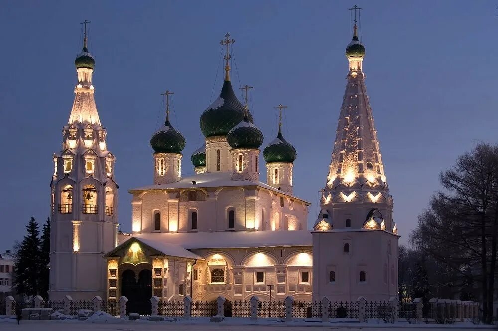 Каким образом церковь. Церковь Ильи пророка Ярославль. Церковь Илии пророка (Ярославль). Достопримечательности Ярославля Церковь Ильи пророка. Храмов Ярославля — Церковь Ильи пророка..
