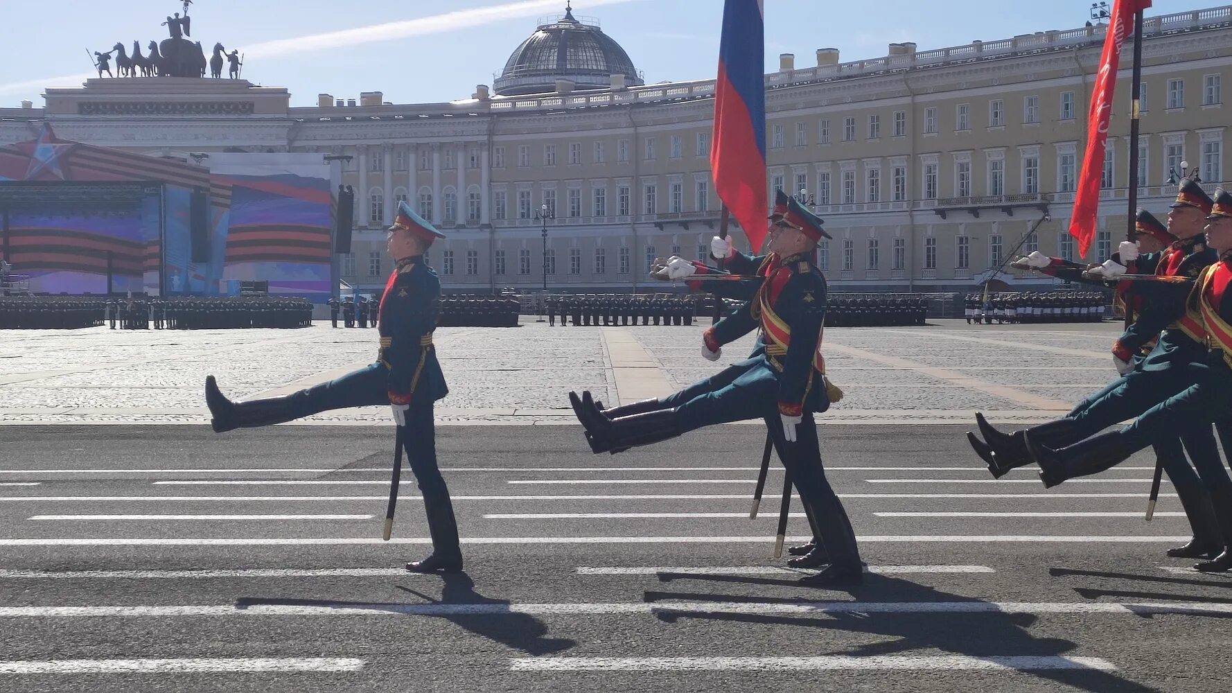 Дворцовая площадь парад 2023. Питер Дворцовая площадь парад Победы. Парад в Санкт Петербурге 9 мая 2023. Репетиция парада 2023 в Санкт-Петербурге. Мероприятия в спб в 2024 году