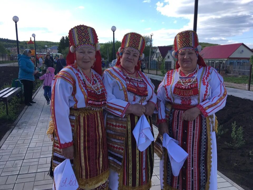 Погода кирюшкино бугурусланского района. Село Нуштайкино Бугурусланский район. Карусель дружбы Бугурусланского района. Кирюшкино Бугурусланский район. Село Кирюшкино Бугурусланского района.