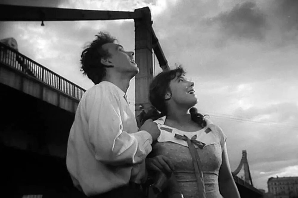 Летят журавли звукооператор. «летят журавли» михаила калатозова. Летят журавли звукооператор. Летят журавли звукооператор. Летят журавли фильм 1957.