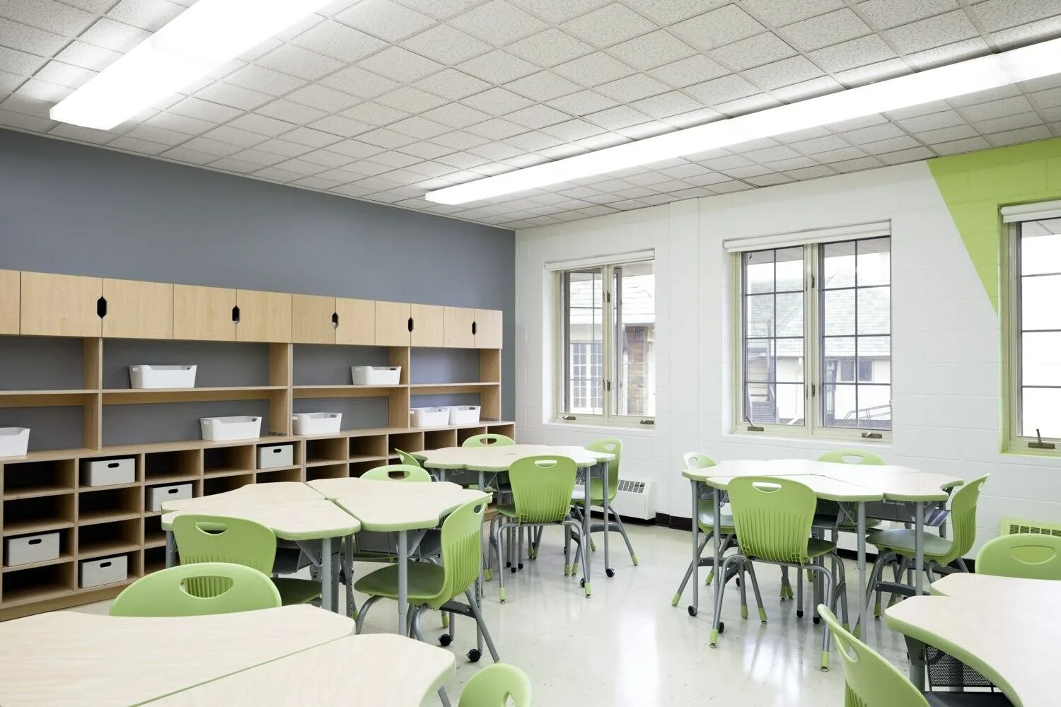 Современная школа интерьер. Цвет стен в классе. Интерьер класса в школе. Современное оформление школ кабинетов. Современное оформление школ кабинетов.
