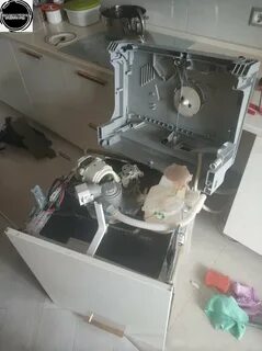 Сломанная посудомойка