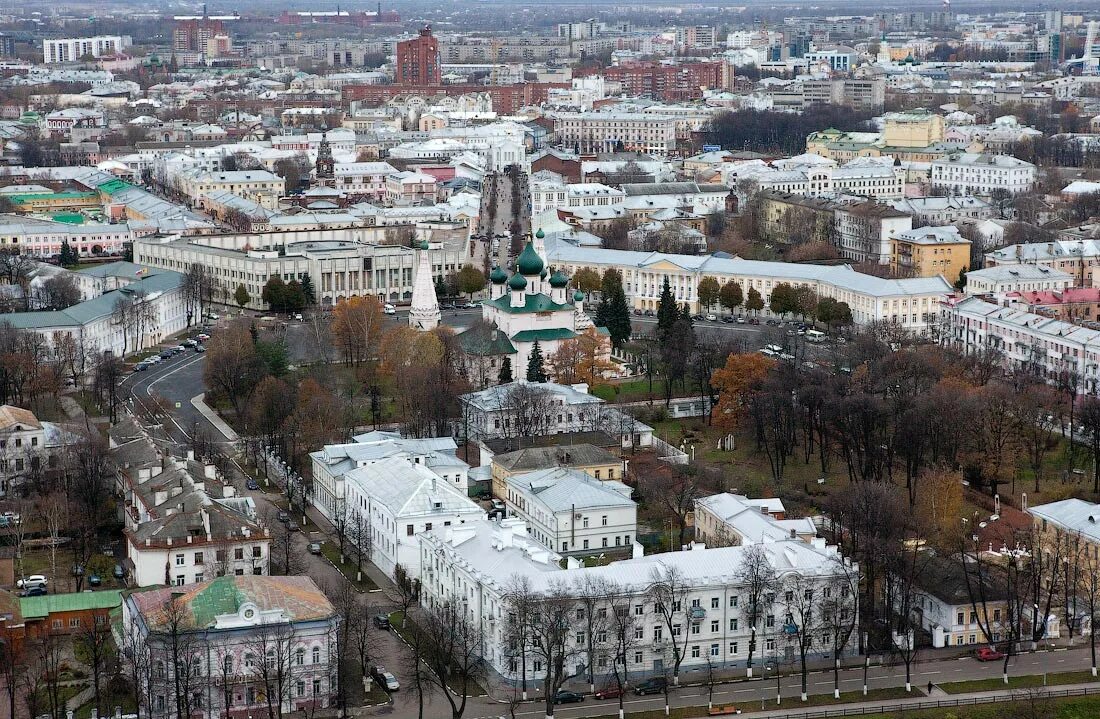 Vr ярославль. Исторический центр Ярославля. Ярославль исторический центр города. Ярославль исторический центр города Ярославль. Ярославль исторический центр улицы.