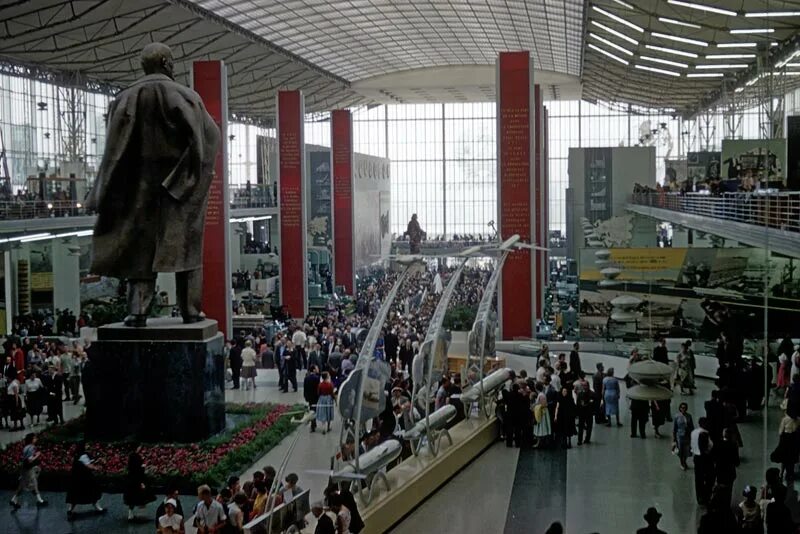 советский павильон на всемирной выставке в брюсселе 1958. выставка в брюсселе 1958. выставка брюссель. всемирная выставка в брюсселе павильон ссср 1958 год. всемирная выставка в брюсселе 1958.