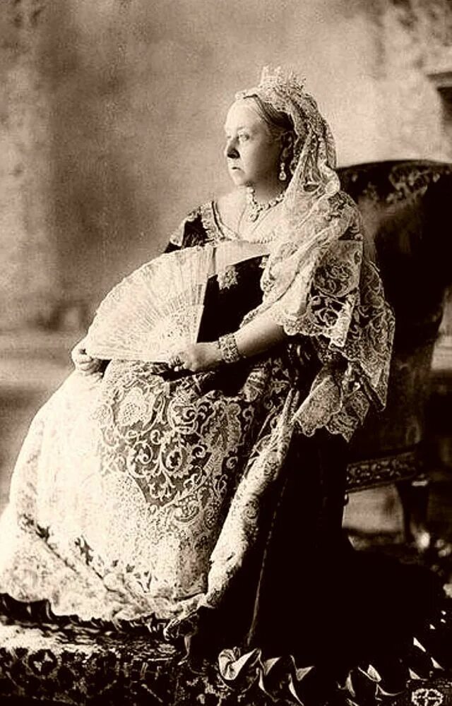 Early in her reign queen victoria. Early in her reign queen victoria. Дети королевы виктории. Early in her reign queen victoria. Жадная королева.